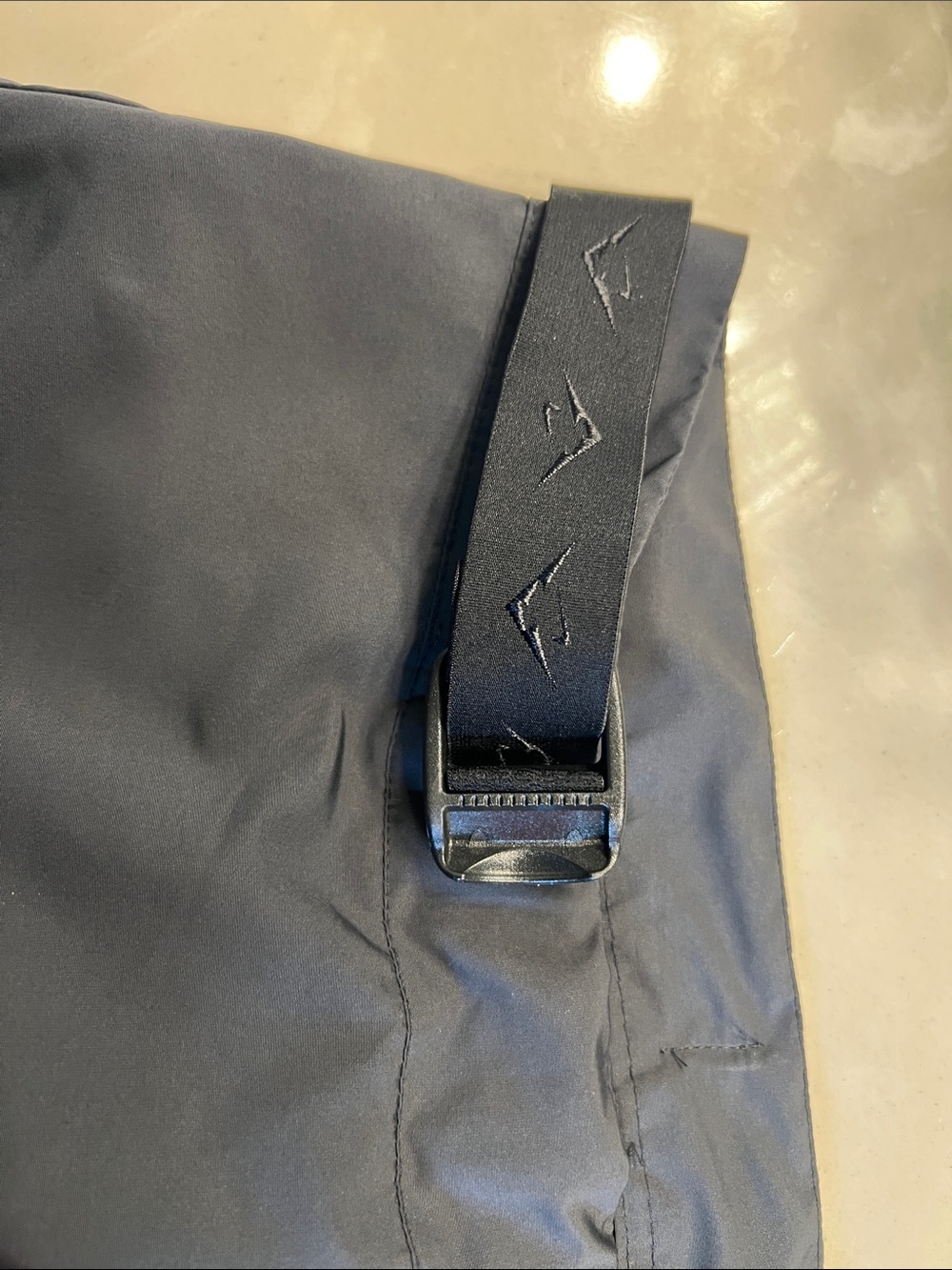 Nike Men’s Black Cargo Tech Pants - Picture 11 of 12
